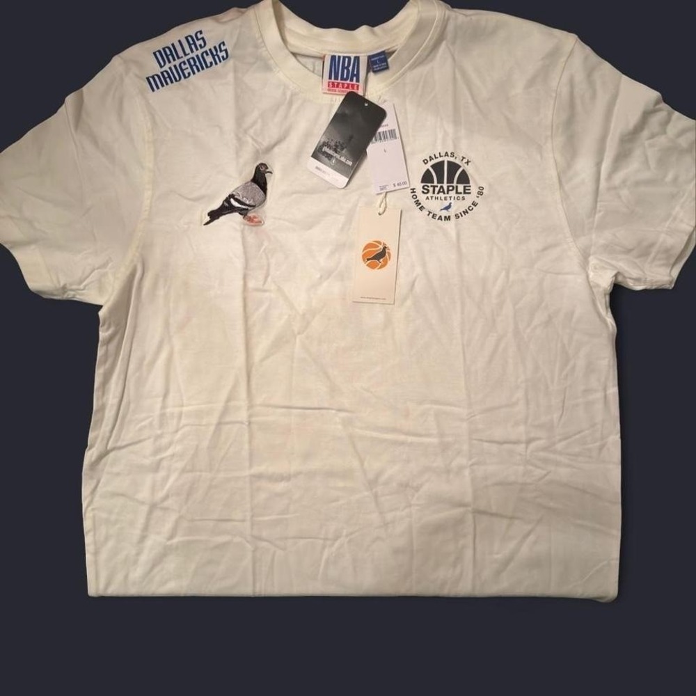 NBA x Staple‎ Pigeon Dallas Mavericks T-Shirt Mens Large White Graphic Tee New